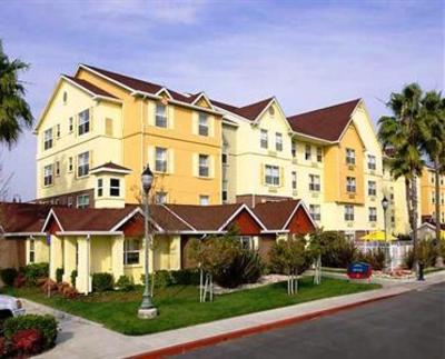 фото отеля TownePlace Suites Newark Silicon Valley