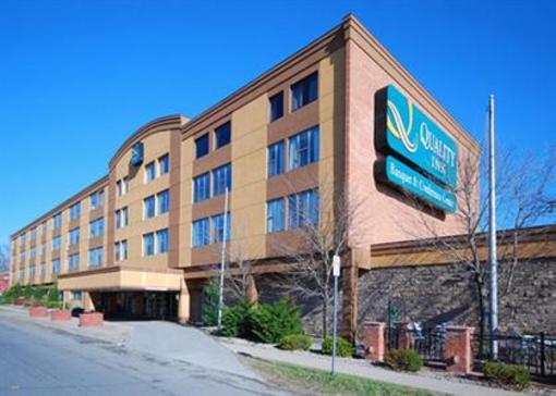 фото отеля Quality Inn Massena