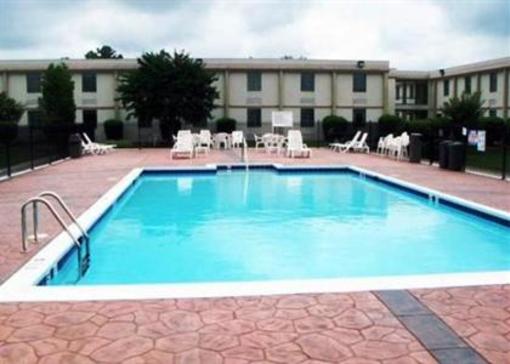фото отеля Suburban Extended Stay Hotel Chester