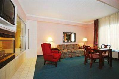 фото отеля McCoy's Inn & Conference Center