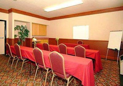 фото отеля Quality Inn & Suites Albuquerque
