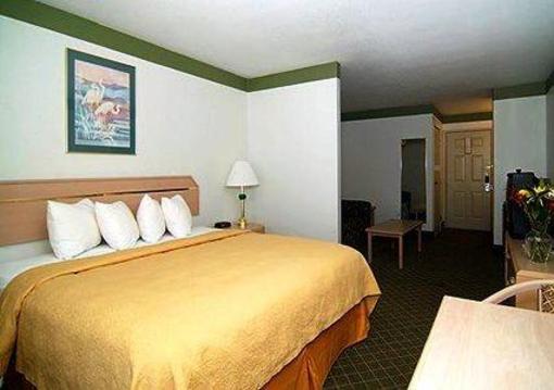 фото отеля Quality Inn & Suites Albuquerque