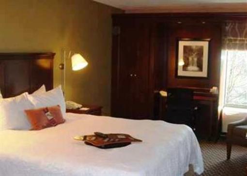 фото отеля Hampton Inn Meriden
