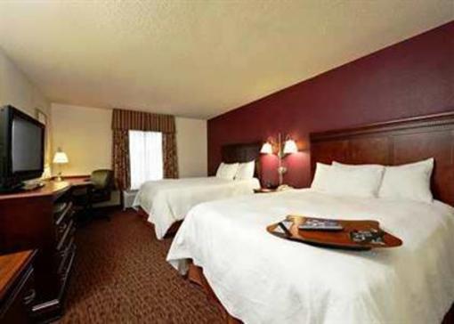 фото отеля Hampton Inn & Suites Muncie
