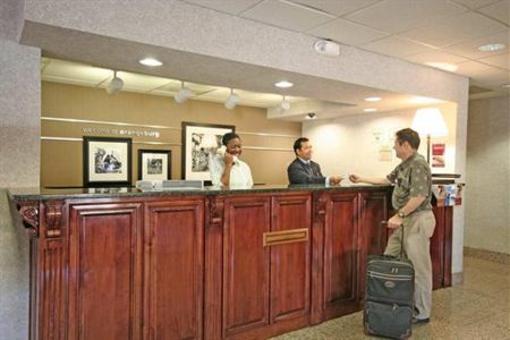 фото отеля Hampton Inn Orangeburg
