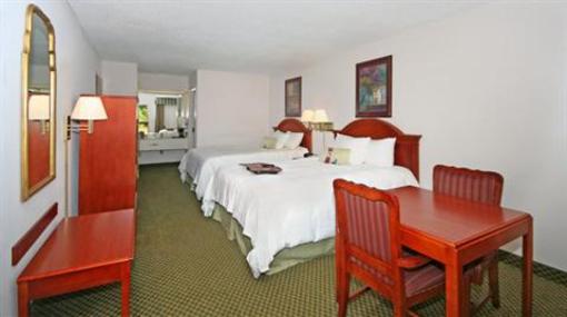фото отеля Hampton Inn Orangeburg