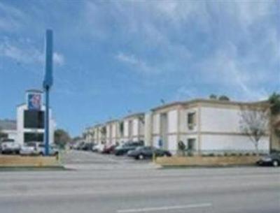 фото отеля Motel 6 Canoga Park
