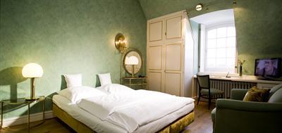 фото отеля Hotel Schloss Wilkinghege Münster