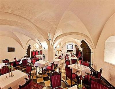 фото отеля Hotel Schloss Wilkinghege Münster