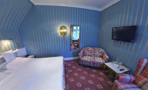 фото отеля Hotel Schloss Wilkinghege Münster