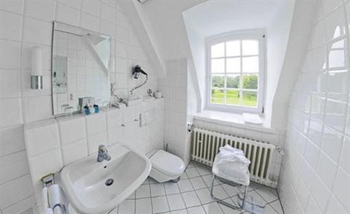 фото отеля Hotel Schloss Wilkinghege Münster