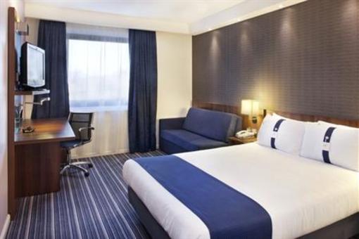 фото отеля Holiday Inn Express Tamworth