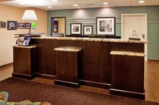 фото отеля Hampton Inn & Suites St Cloud