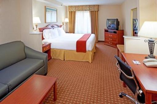 фото отеля Holiday Inn Express Carlstadt