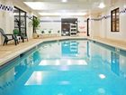 фото отеля Holiday Inn Express Carlstadt