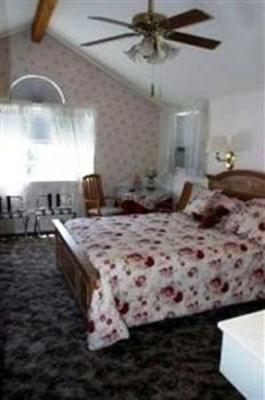 фото отеля Canyon Country Inn Bed & Breakfast