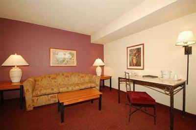фото отеля AmericInn Lodge & Suites Grimes