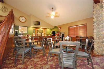 фото отеля AmericInn Lodge & Suites Grimes