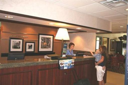 фото отеля Hampton Inn Marion (North Carolina)