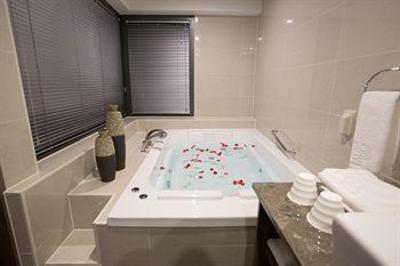 фото отеля Center Mark Hotel
