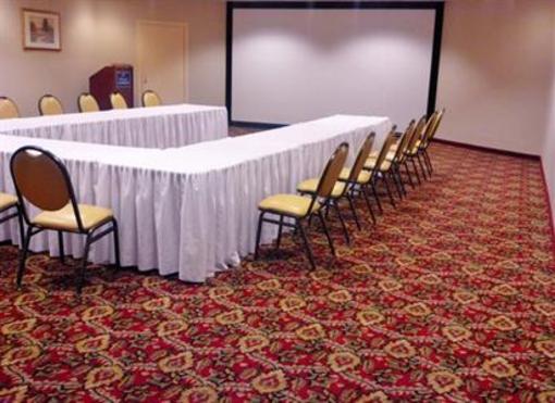 фото отеля Holiday Inn Express Solvang