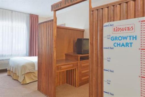 фото отеля Holiday Inn Express Portage