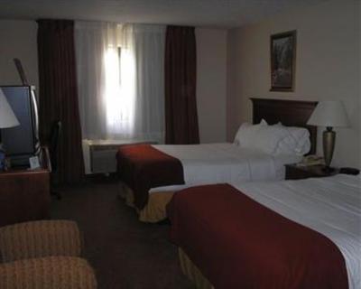 фото отеля Holiday Inn Express Portage