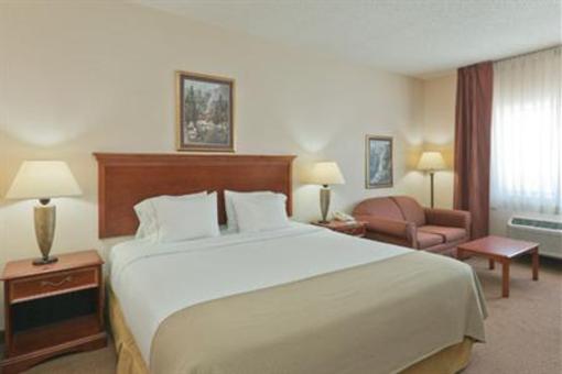 фото отеля Holiday Inn Express Portage