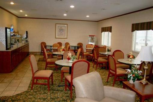 фото отеля Holiday Inn Express Portage