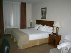 фото отеля Holiday Inn Express Portage