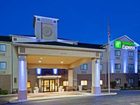 фото отеля Holiday Inn Express Portage