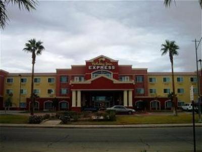 фото отеля Holiday Inn Express El Centro