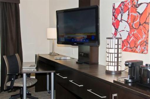 фото отеля Holiday Inn Express Hotel & Suites Columbus - Easton