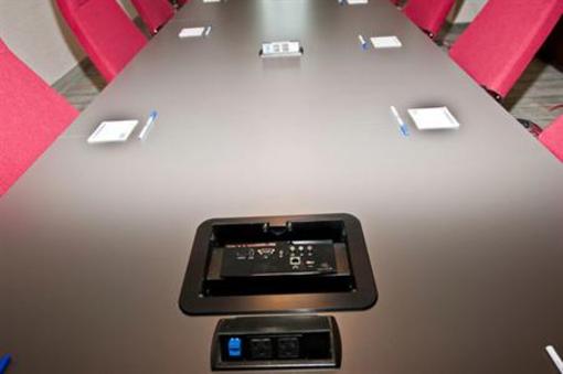 фото отеля Holiday Inn Express Hotel & Suites Columbus - Easton