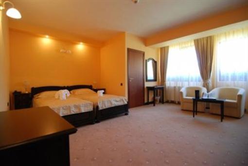 фото отеля Grand Hotel Perla Ciucasului