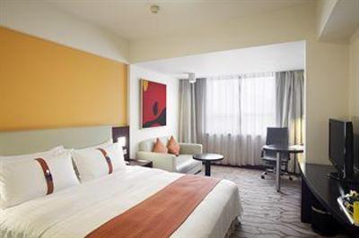 фото отеля Holiday Inn Express City Centre Dalian