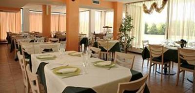 фото отеля Le Tour Hotel