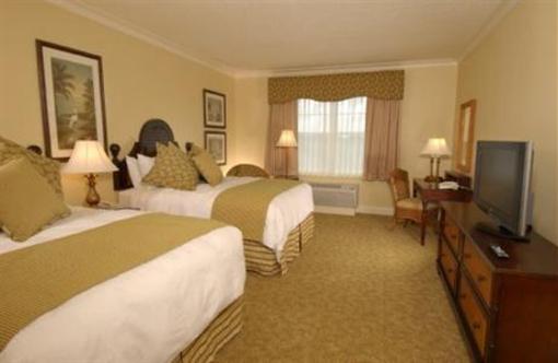 фото отеля Waterfront Inn The Villages