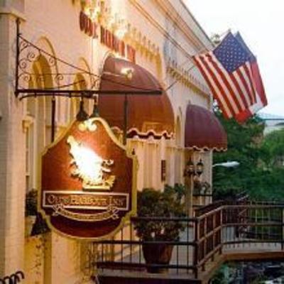 фото отеля Olde Harbour Inn