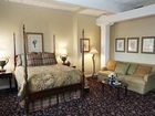 фото отеля Olde Harbour Inn