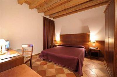 фото отеля Corte Castelletto Hotel Nogarole Rocca
