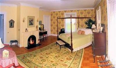 фото отеля Architects Inn - George Champlin Mason House