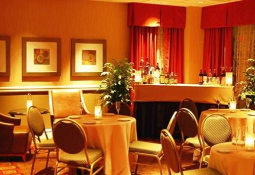 фото отеля Holiday Inn Harmon Meadow Secaucus