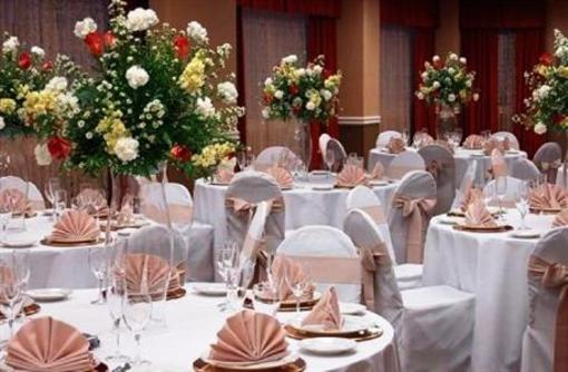 фото отеля Holiday Inn Harmon Meadow Secaucus