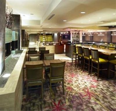 фото отеля Holiday Inn Harmon Meadow Secaucus