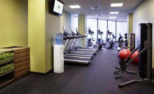 фото отеля Holiday Inn Harmon Meadow Secaucus