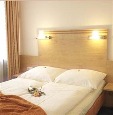 фото отеля Hotel Amba Munich