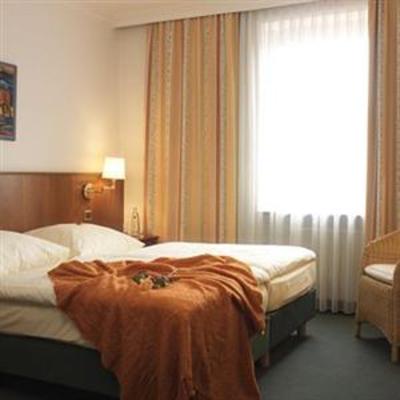 фото отеля Hotel Amba Munich