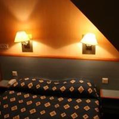 фото отеля Comfort Hotel Place du Tertre