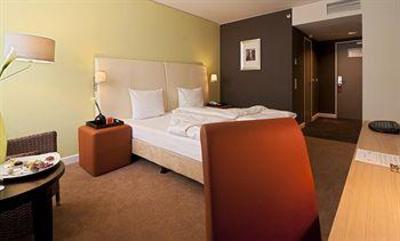 фото отеля Tulip Inn Dusseldorf Arena